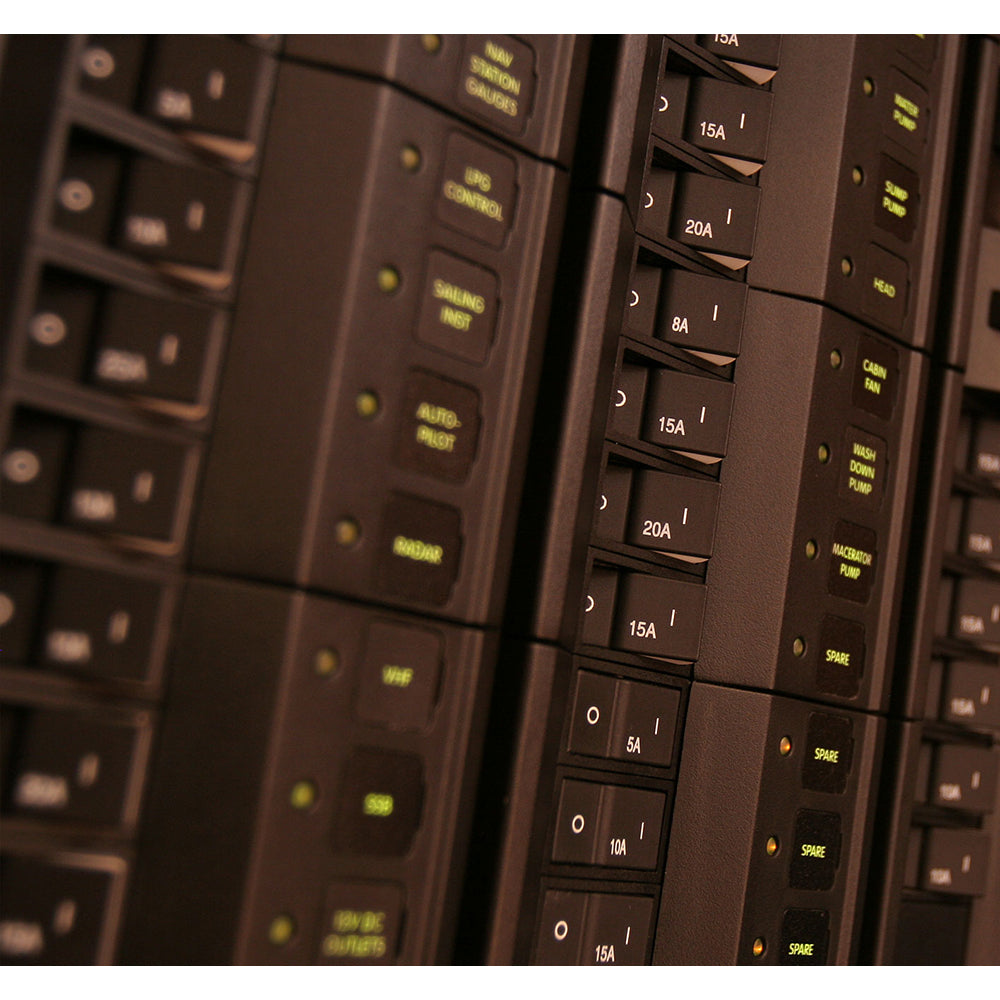 Blue Sea 7403 Single Pole Small Case 2 Flat Rocker Circuit Breaker    15 Amp 7403