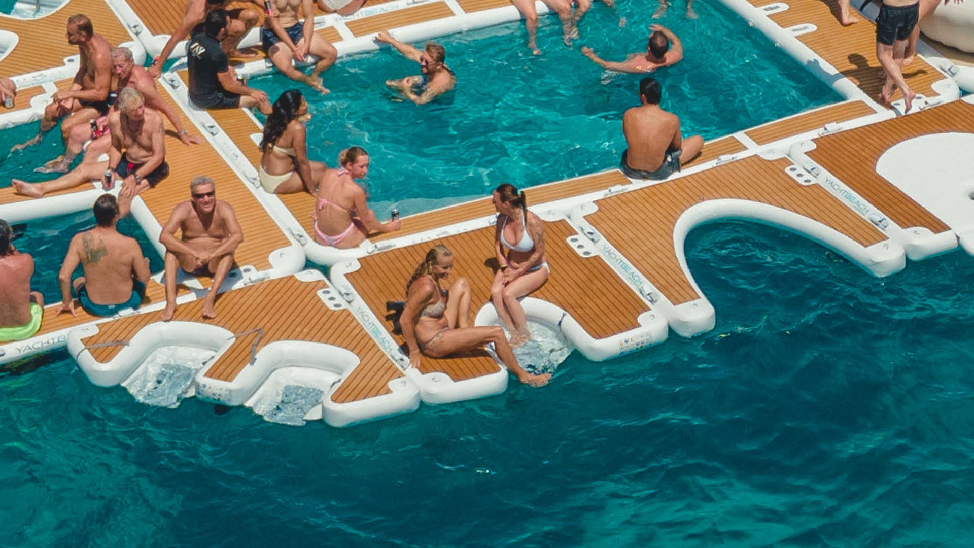 Yachtbeach 2.05 Multi Dock Single 6'8"x6'8"
