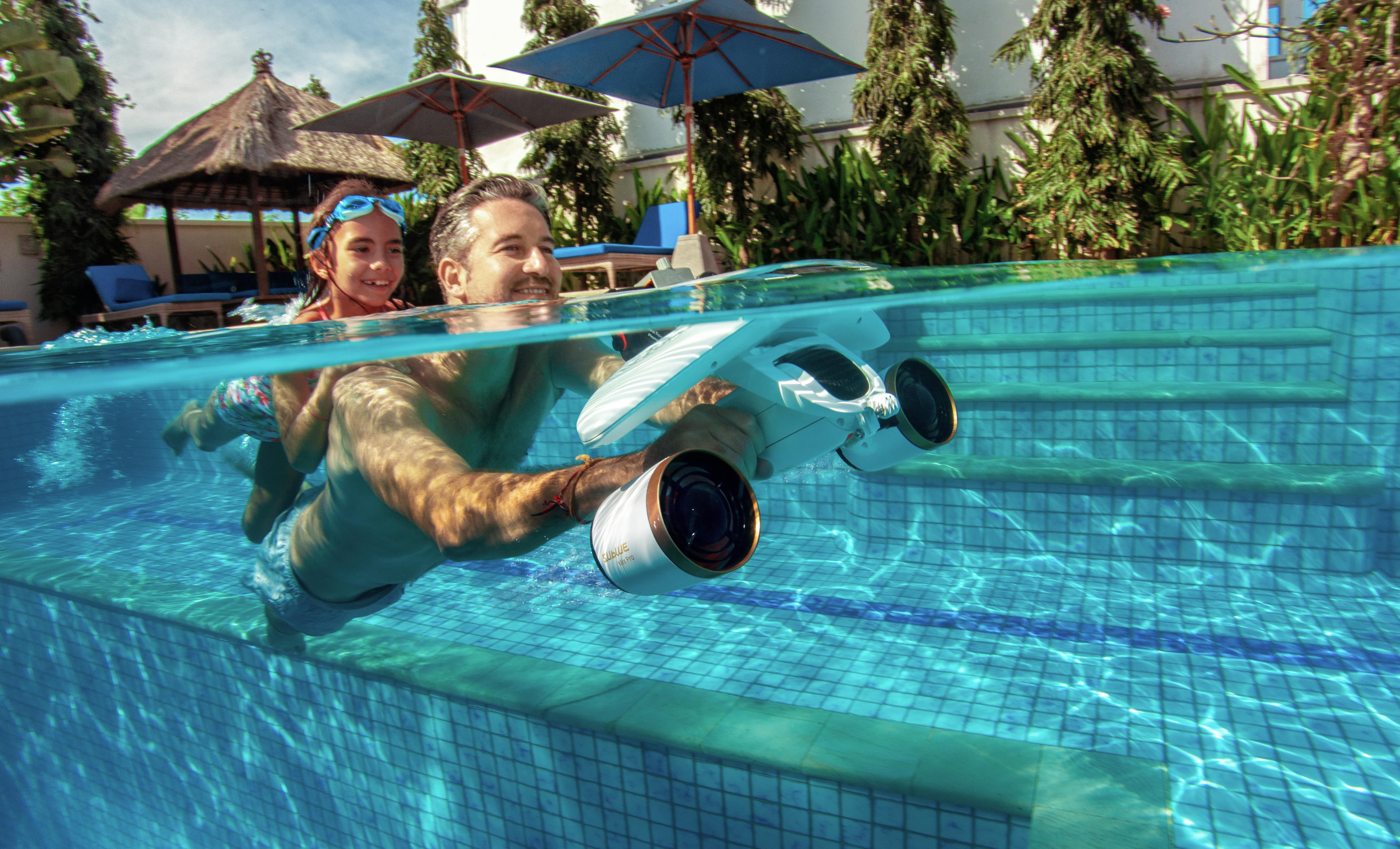 Sublue WhiteShark MixPro Underwater Scooter